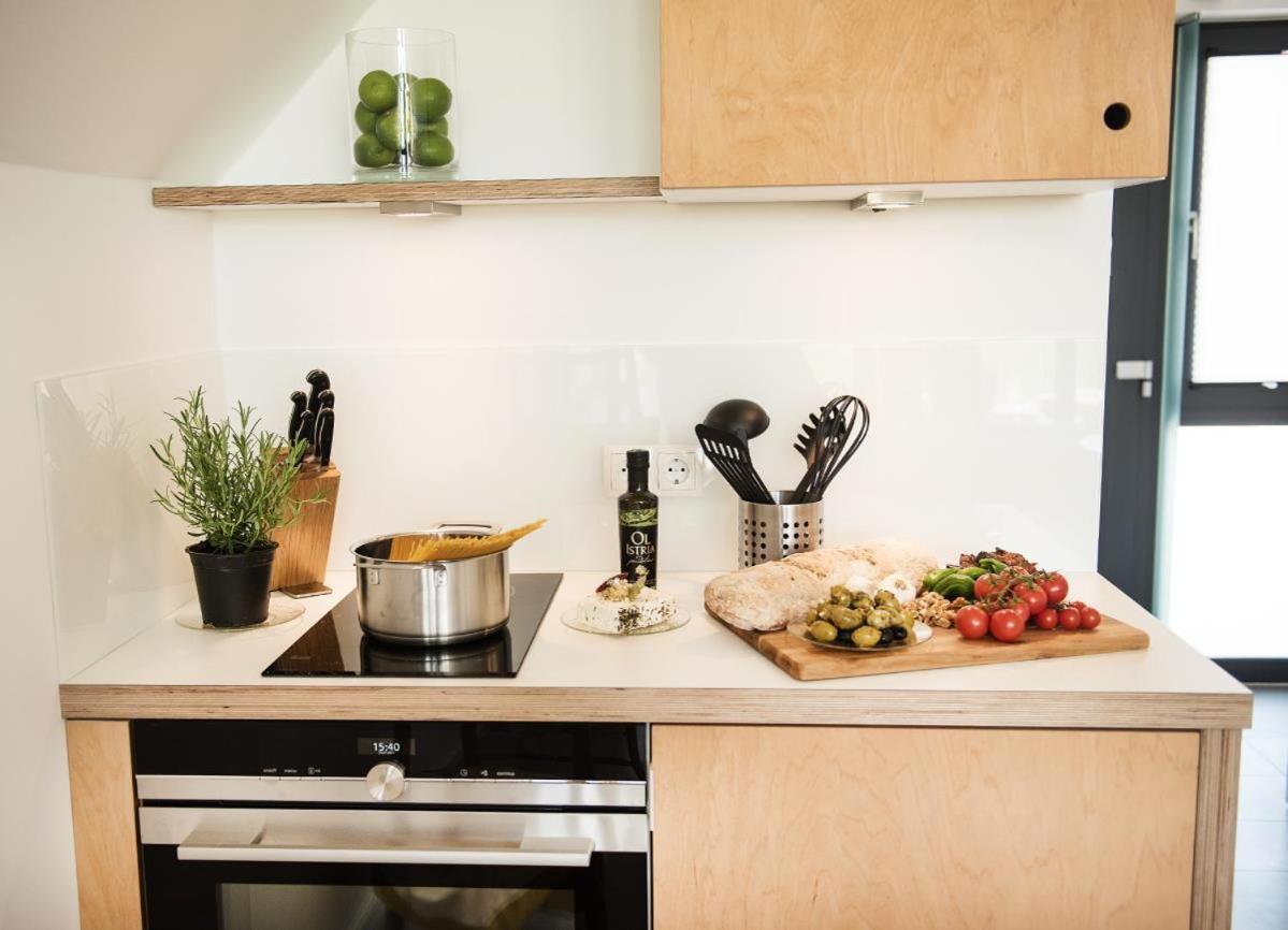 Kleine Krabbe Apartment Busum Ngoại thất bức ảnh